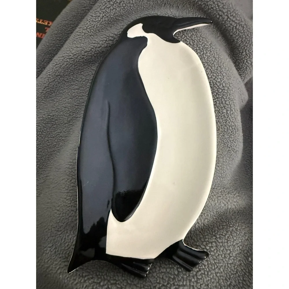 Boston Warehouse Penguin Ceramic Tidbit Trinket Dish Black White‎ Coastal Decor